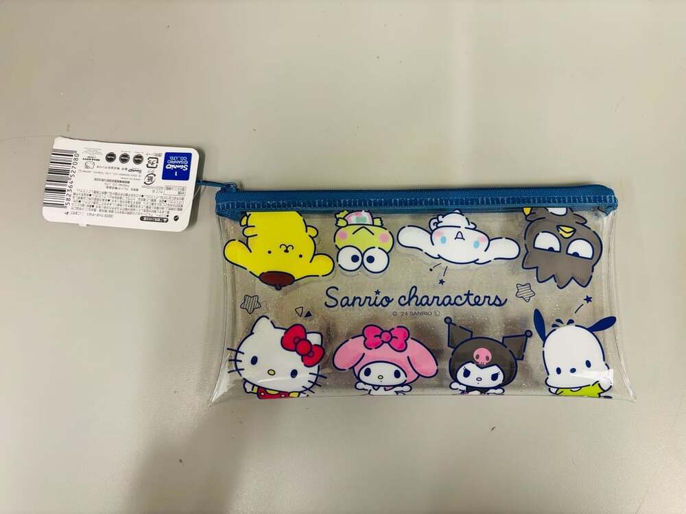 Hello Kitty Characters NWT Transparent Glitter Slim Pouch